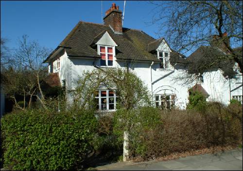 09 Hogarth Hill